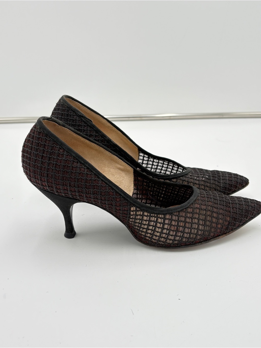 Vintage 40s 50s Naturalizer Black Mesh Leather Retro Kitten Heel Pointed Toe 6.5